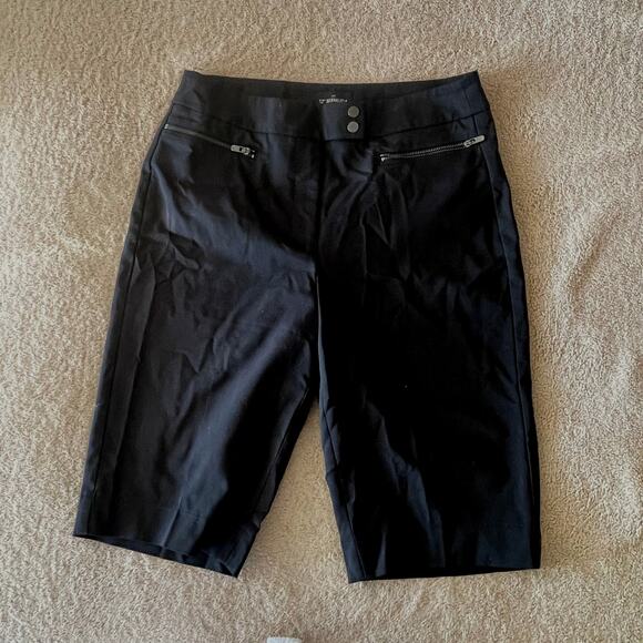 White House Black Market WHBM black 12" Bermuda shorts sz 4 zip pockets buttons - Picture 1 of 16
